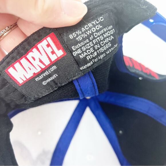 Disney Marvel Avengers Embroidered Snap Back Trucker Cap Unisex OS - Picture 7 of 14